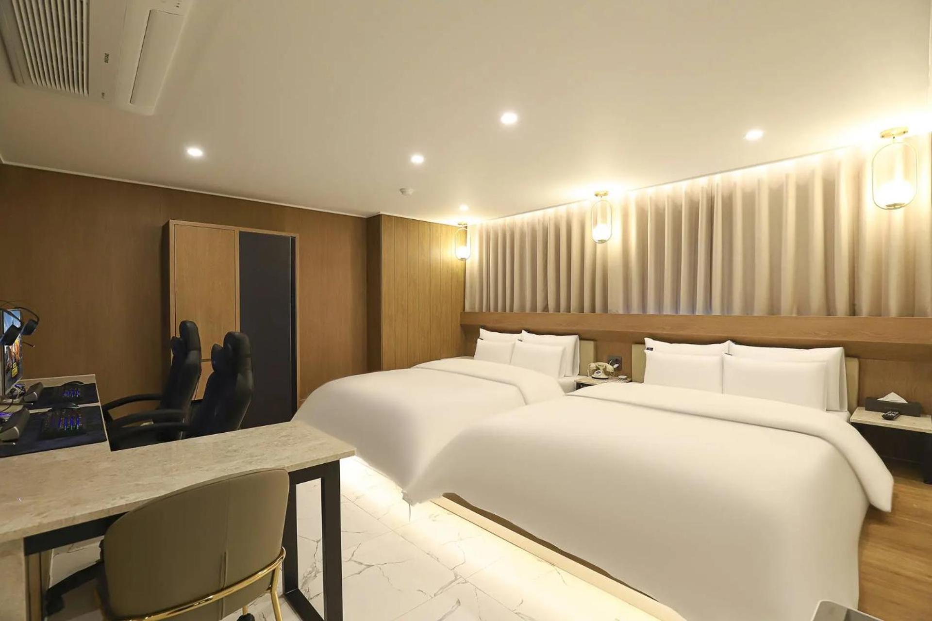 Rosy Hotel Cheongju Exteriör bild
