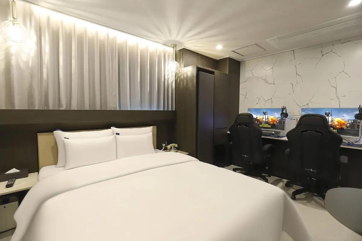 Rosy Hotel Cheongju Exteriör bild