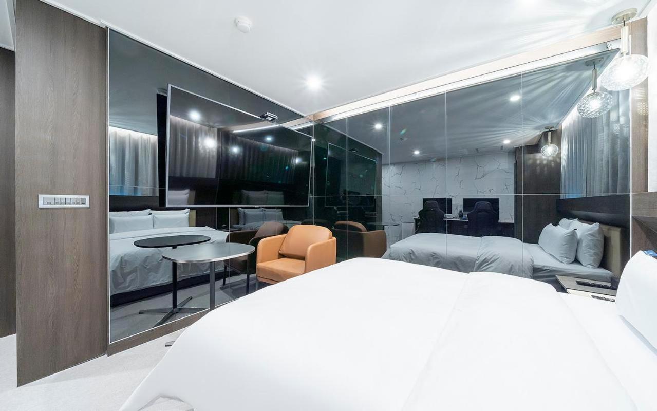 Rosy Hotel Cheongju Exteriör bild